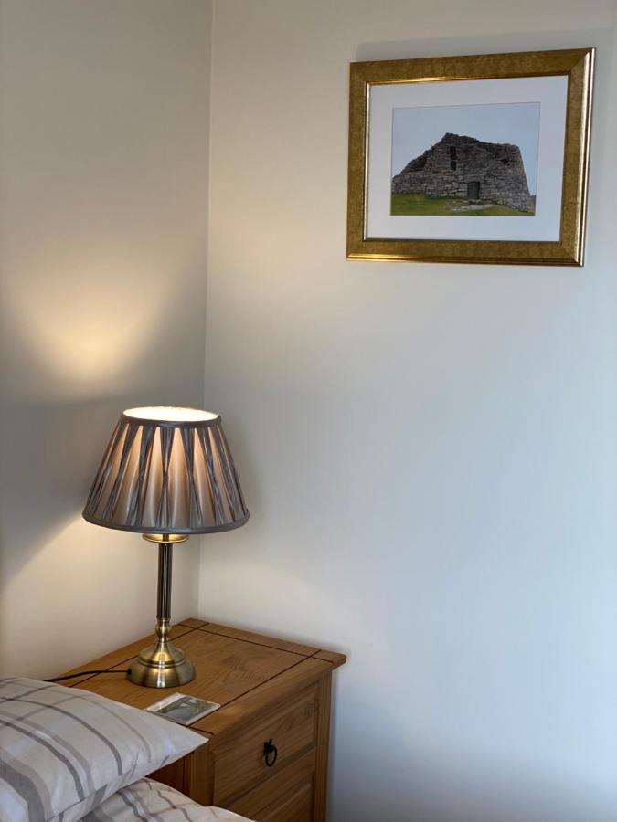 Manor House Bed & Breakfast Stornoway  Bagian luar foto